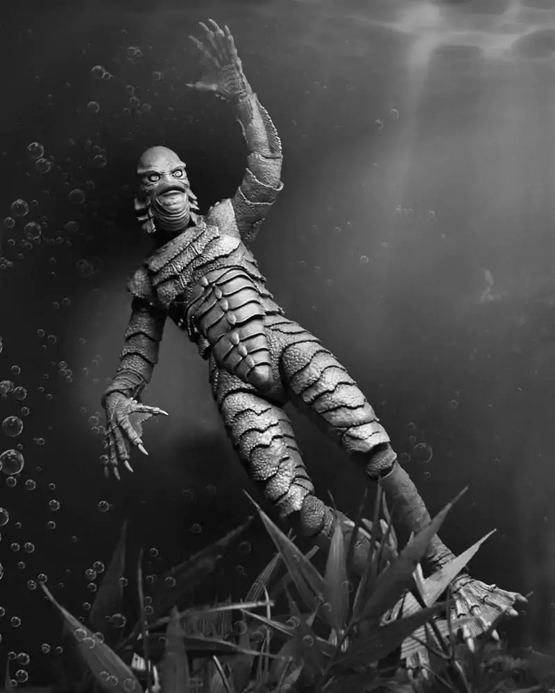 Universal Monsters Ultimate Creature from the Black Lagoon (B&W) akciófigura 18 cm termékfotó