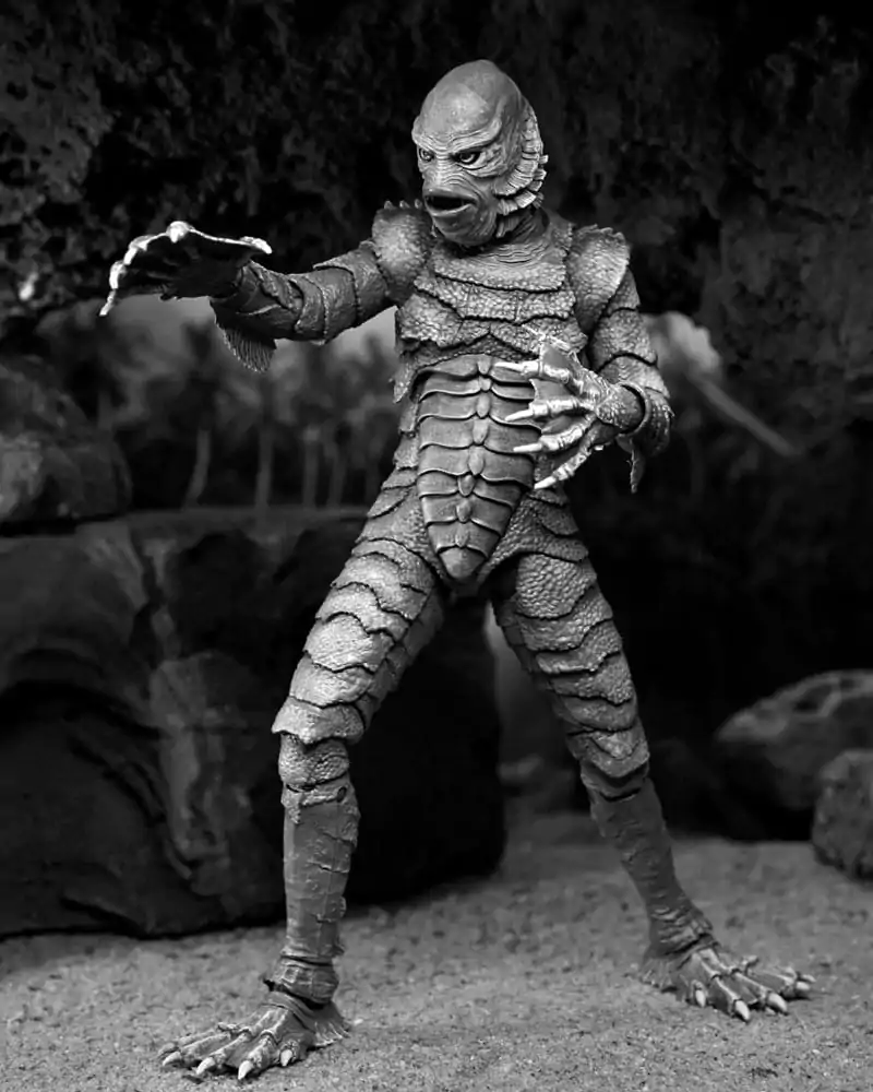 Universal Monsters Ultimate Creature from the Black Lagoon (B&W) akciófigura 18 cm termékfotó