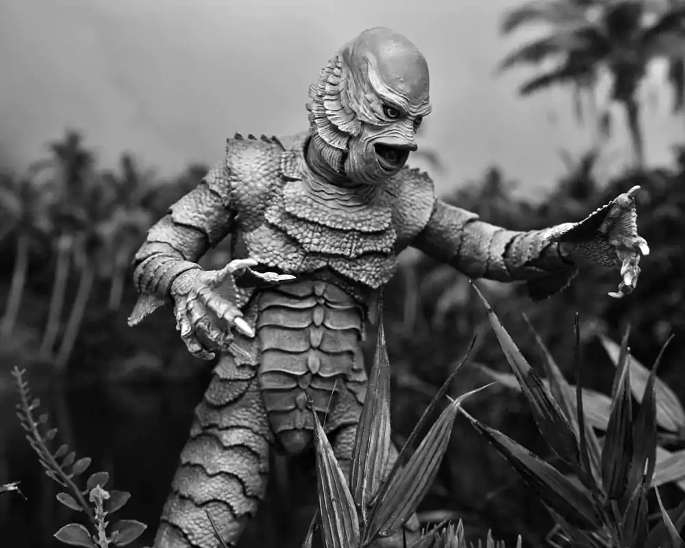 Universal Monsters Ultimate Creature from the Black Lagoon (B&W) akciófigura 18 cm termékfotó