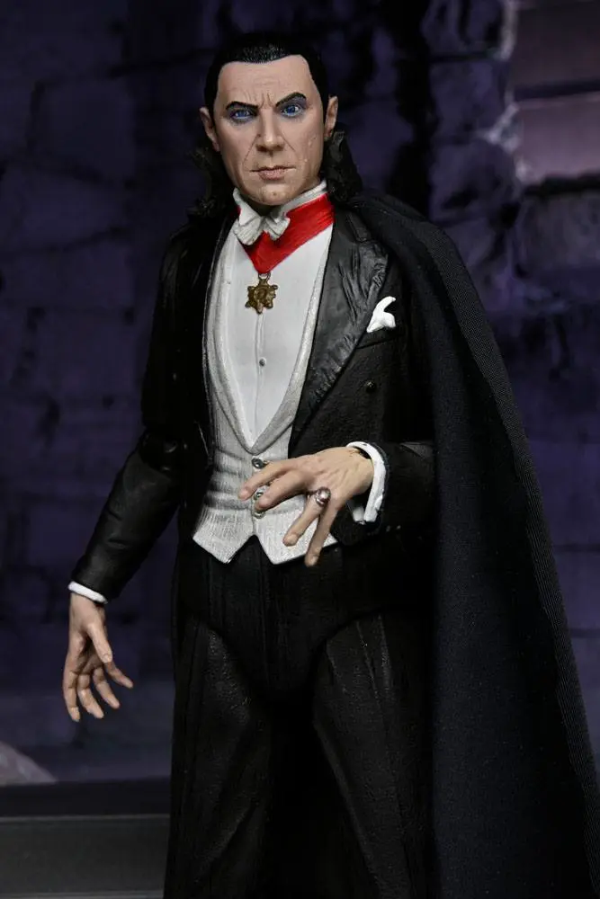 Universal Monsters Ultimate Dracula (Transylvania) akciófigura 18 cm termékfotó