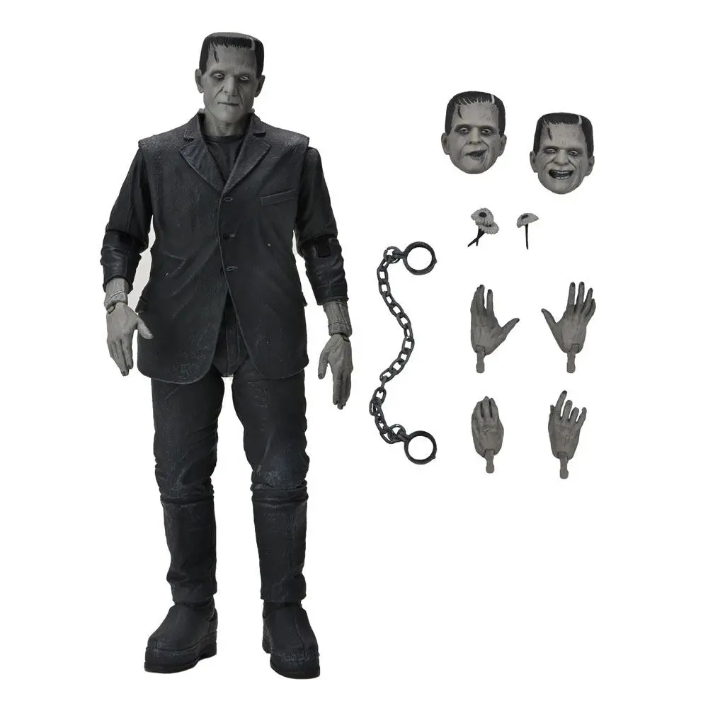 Universal Monsters Ultimate Frankensteins Monster Black and White figura 18cm termékfotó