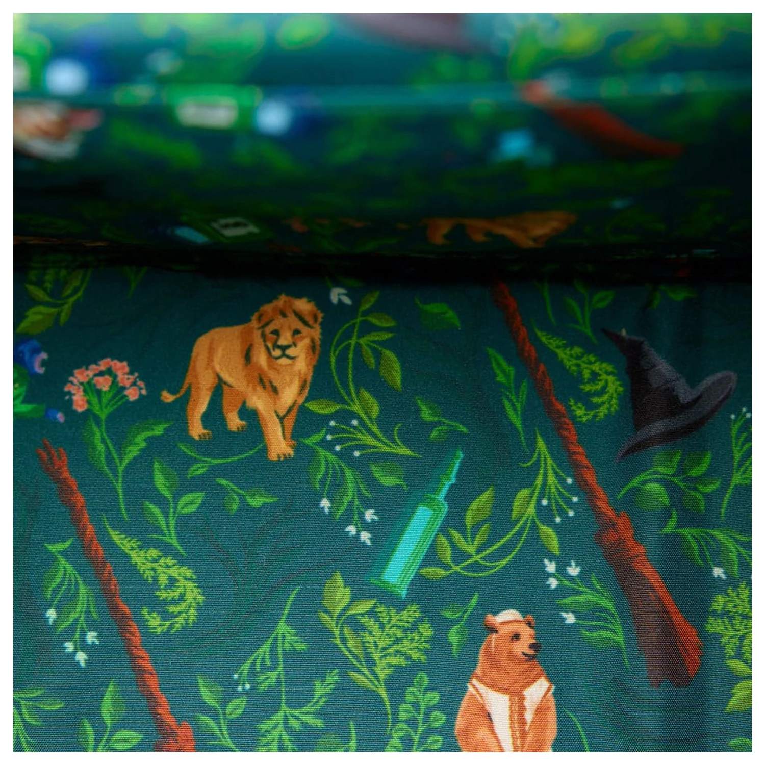 Universal Wicked 2 keresztpántos táska  termékfotó