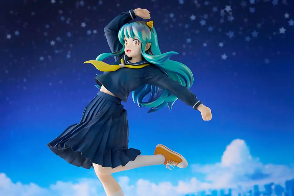 Urusei Yatsura 1/7 Lum Uniform Ver. PVC szobor figura 28 cm termékfotó