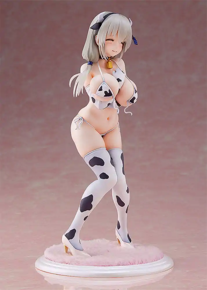 Uzaki-chan Wants to Hang Out! 1/7 Tsuki Uzaki Cow Bikini Ver. PVC szobor figura 22 cm termékfotó