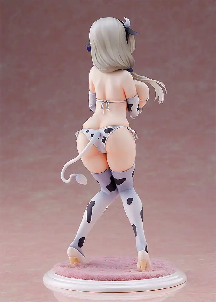 Uzaki-chan Wants to Hang Out! 1/7 Tsuki Uzaki Cow Bikini Ver. PVC szobor figura 22 cm termékfotó