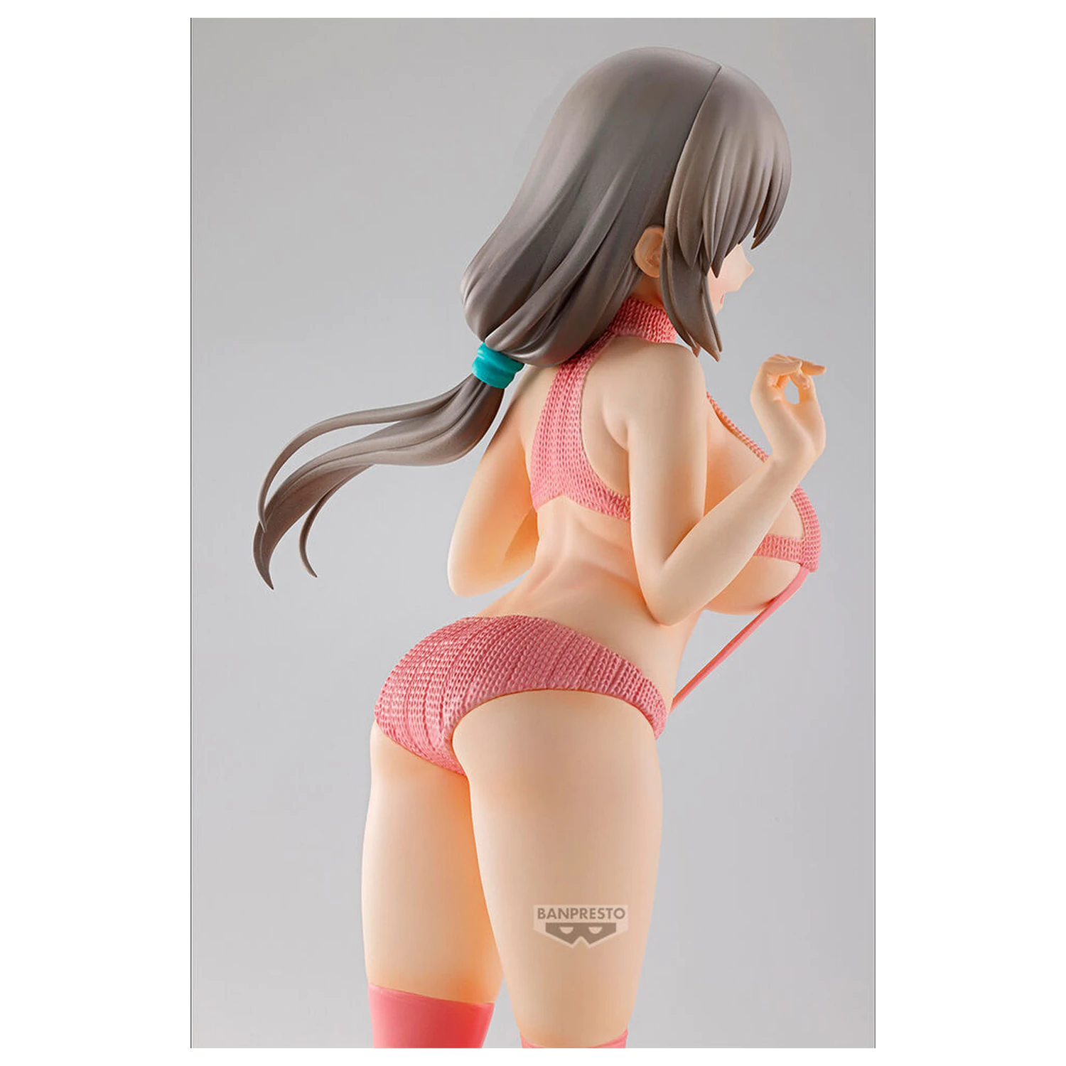 Uzaki-chan Wants to Hang Out Eternal Romance Tsuki Uzaki figura 27cm termékfotó