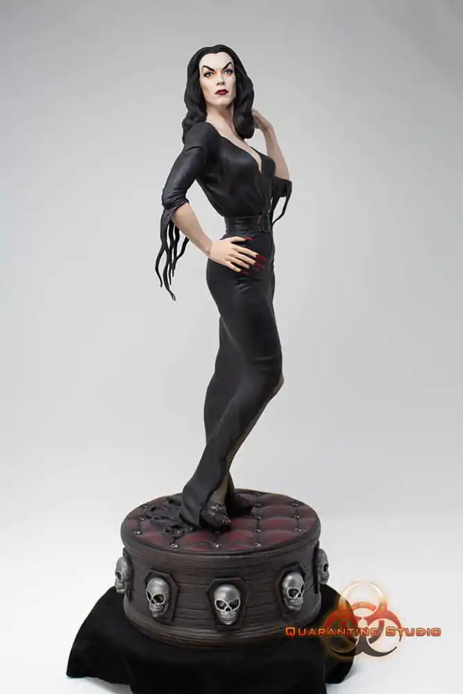 Vampira szobor figura 1/6 43 cm termékfotó