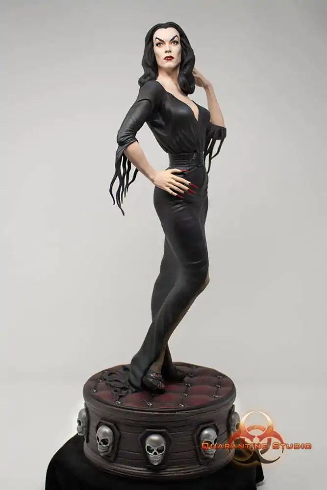 Vampira szobor figura 1/6 43 cm termékfotó