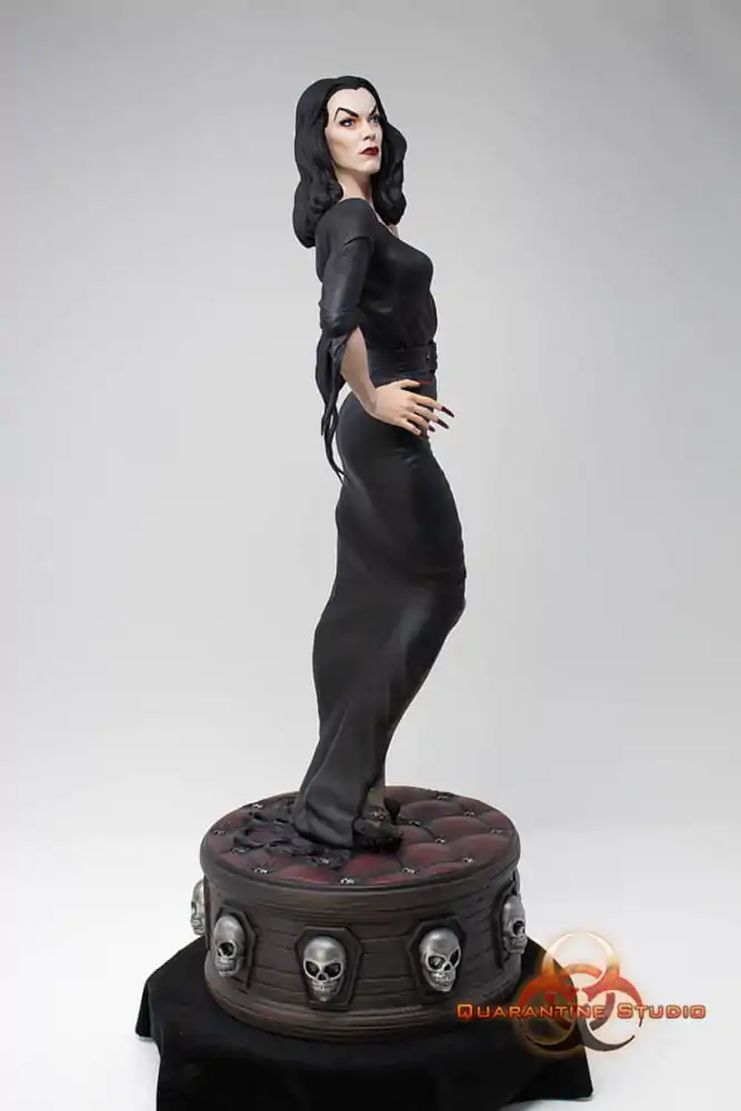 Vampira szobor figura 1/6 43 cm termékfotó