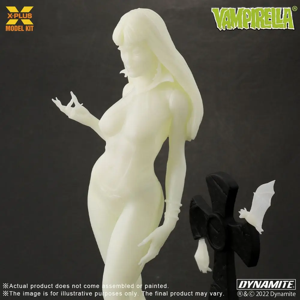 Vampirella 1/8 Vampirella Glow in the Dark Version Műanyag modell készlet 23 cm termékfotó