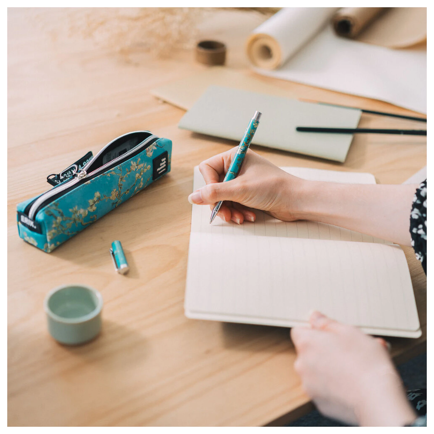 Van Gogh Museum csomag tolltartó, toll és ceruza termékfotó