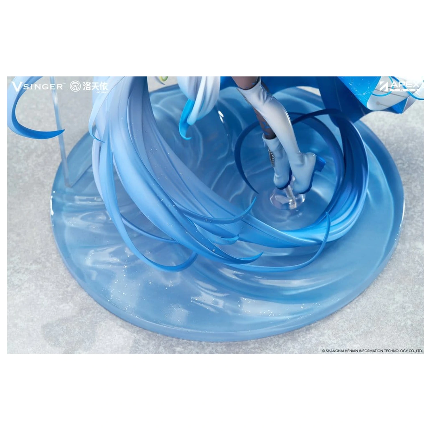 Vsinger 1/7 Luo Tianyi 12th Anniversary Ver. PVC szobor figura 34 cm           termékfotó