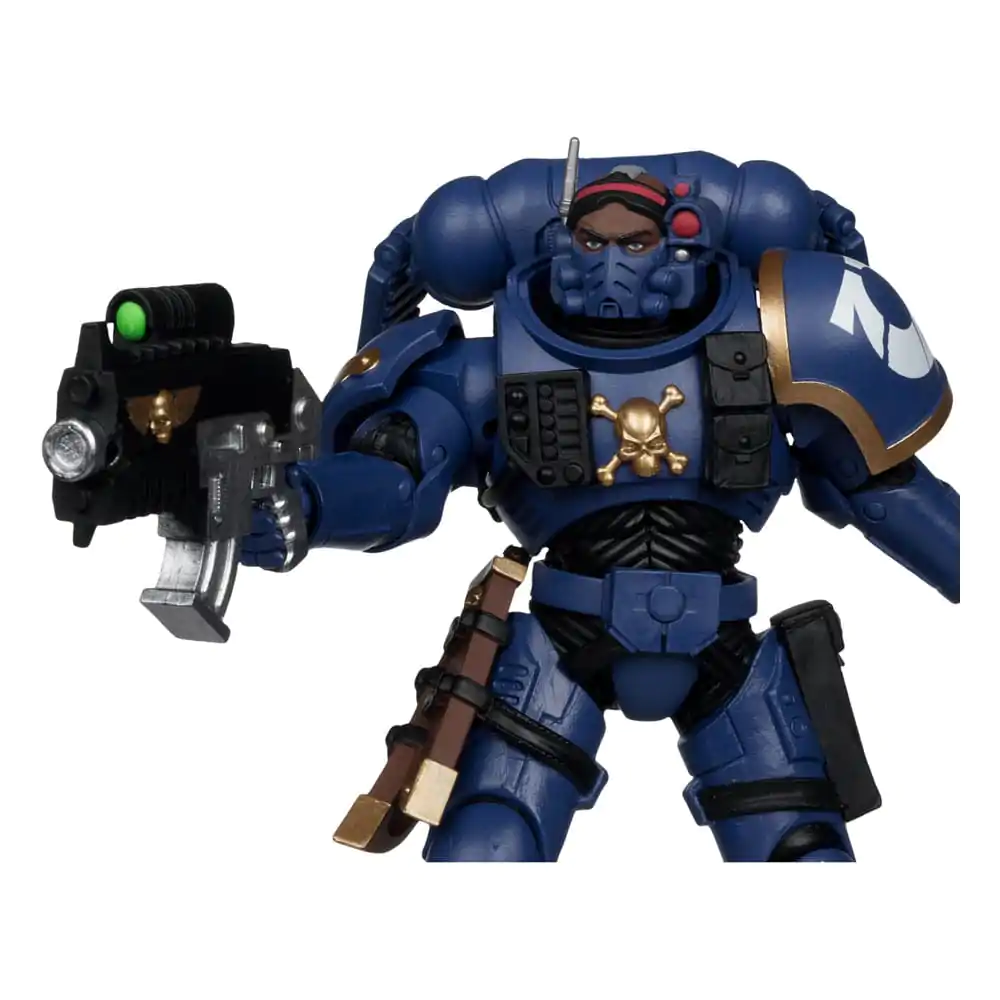 Warhammer 40,000 Lieutenant in Phobos Armor (Ultramarines) akciófigura 18 cm termékfotó