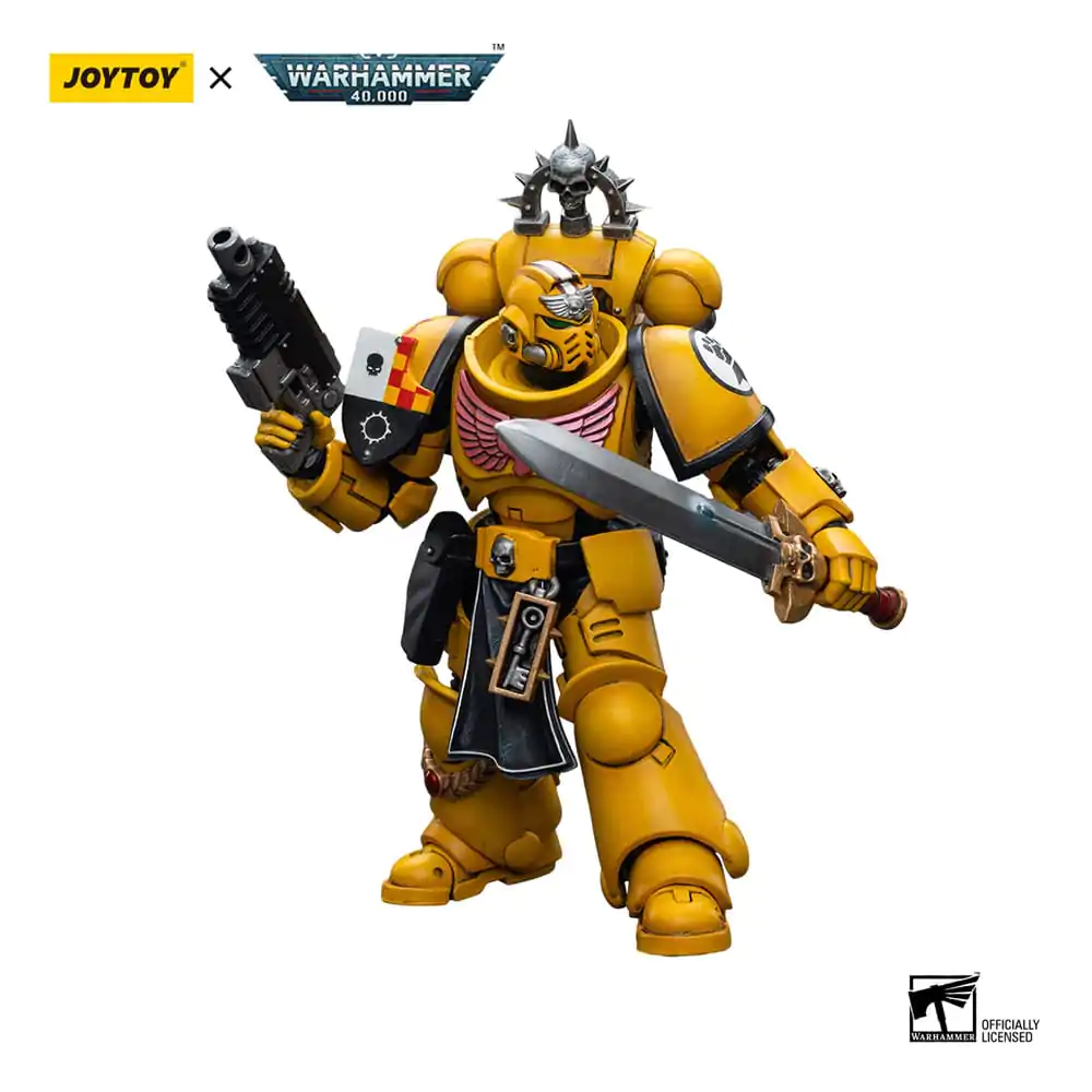 Warhammer 40k 1/18 Imperial Fists Lieutenant with Power Sword akciófigura 12 cm termékfotó