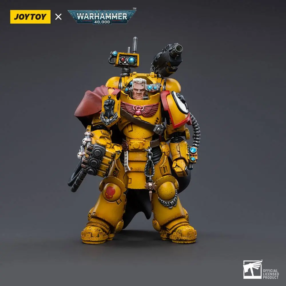 Warhammer 40k 1/18 Imperial Fists Third Captain Tor Garadon akciófigura 13 cm termékfotó