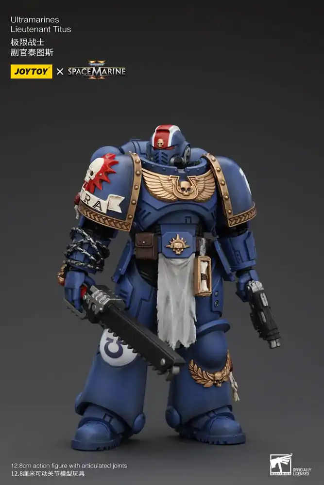 Warhammer 40k 1/18 Uitramarines Lieutenant Titus akciófigura 13 cm termékfotó