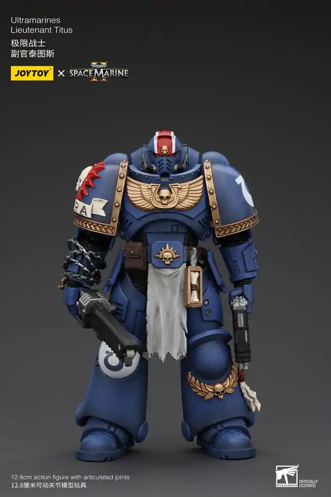 Warhammer 40k 1/18 Uitramarines Lieutenant Titus akciófigura 13 cm termékfotó