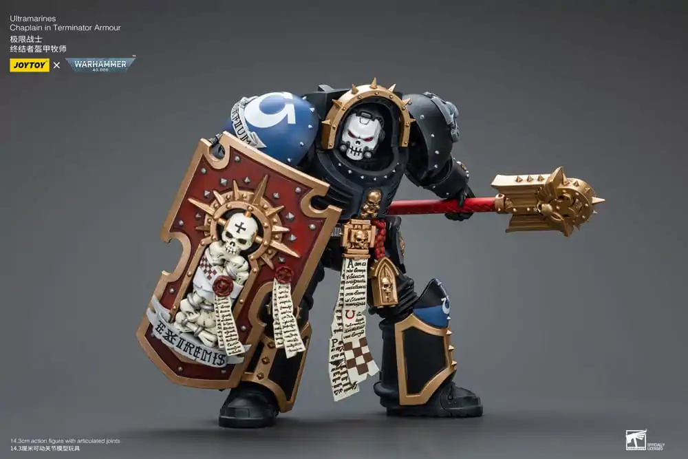 Warhammer 40k 1/18 Ultramarines Chaplain in Terminator Armour akciófigura 12 cm termékfotó