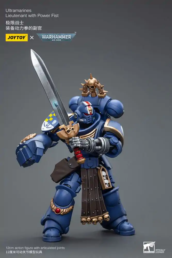 Warhammer 40k 1/18 Ultramarines Lieutenant with Power Fist akciófigura 12 cm termékfotó