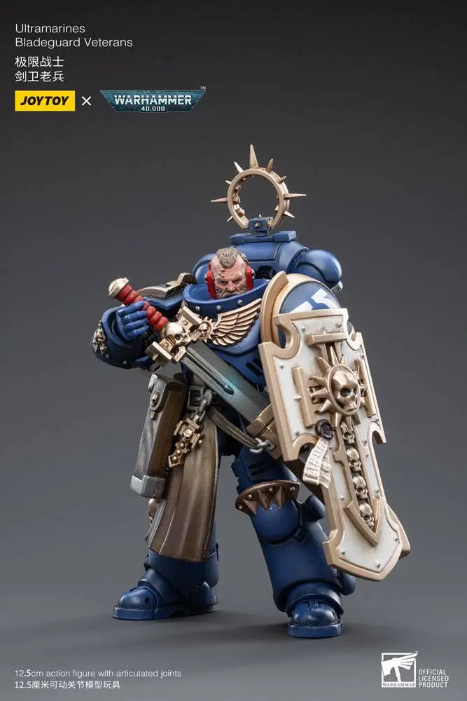 Warhammer 40k 1/18 Ultramarines Pengeguard Veteran akciófigura 12 cm termékfotó