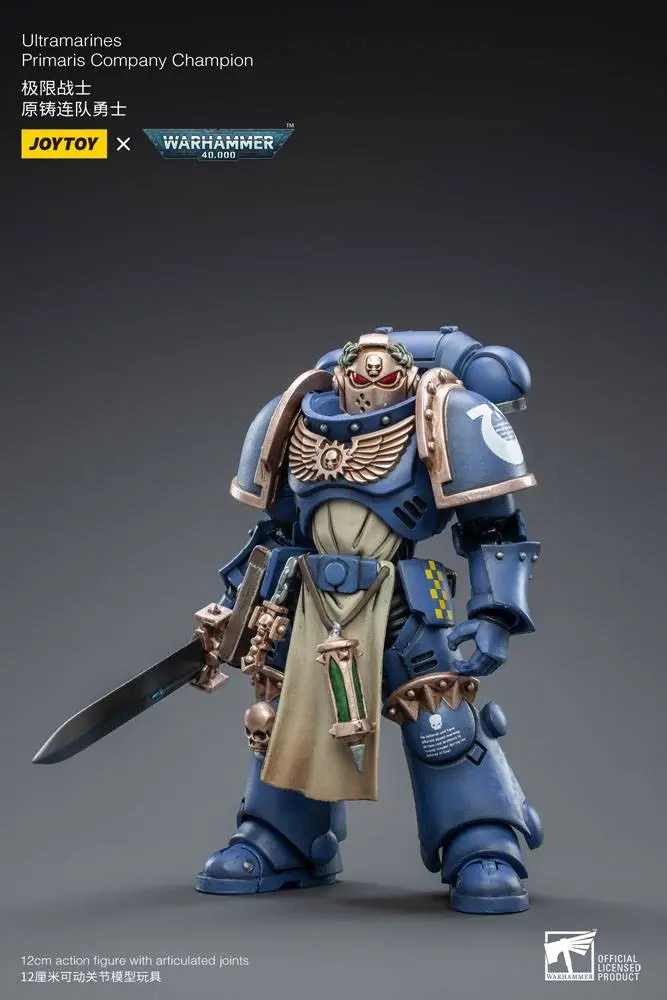 Warhammer 40k 1/18 Ultramarines Primaris Company Champion akciófigura 12 cm termékfotó