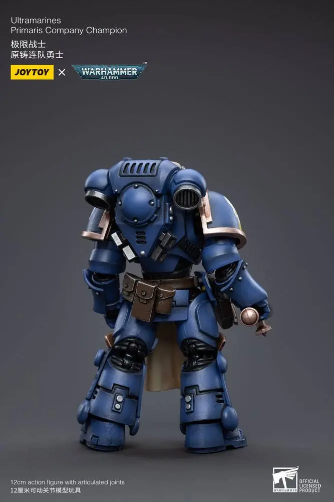 Warhammer 40k 1/18 Ultramarines Primaris Company Champion akciófigura 12 cm termékfotó