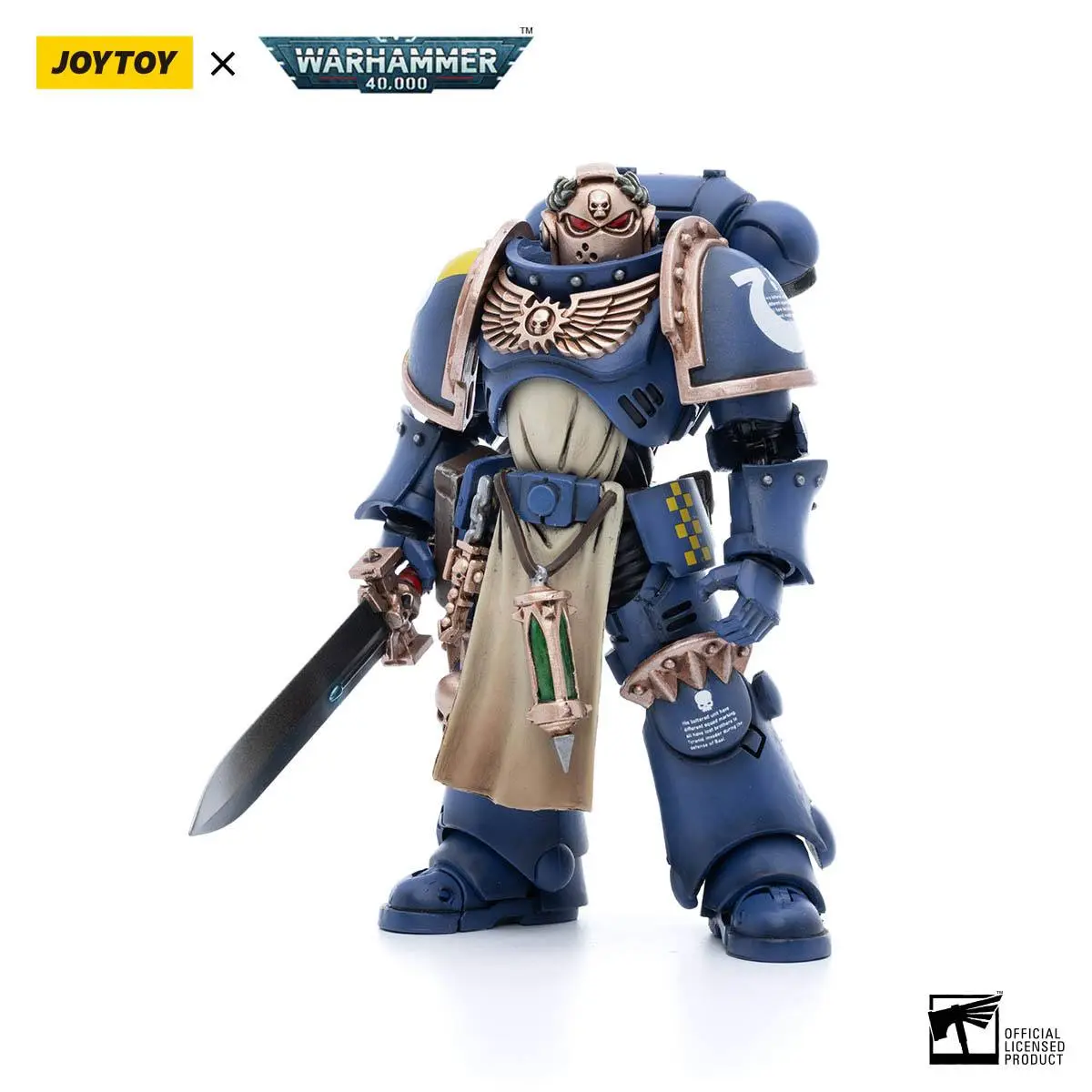 Warhammer 40k 1/18 Ultramarines Primaris Company Champion akciófigura 12 cm termékfotó