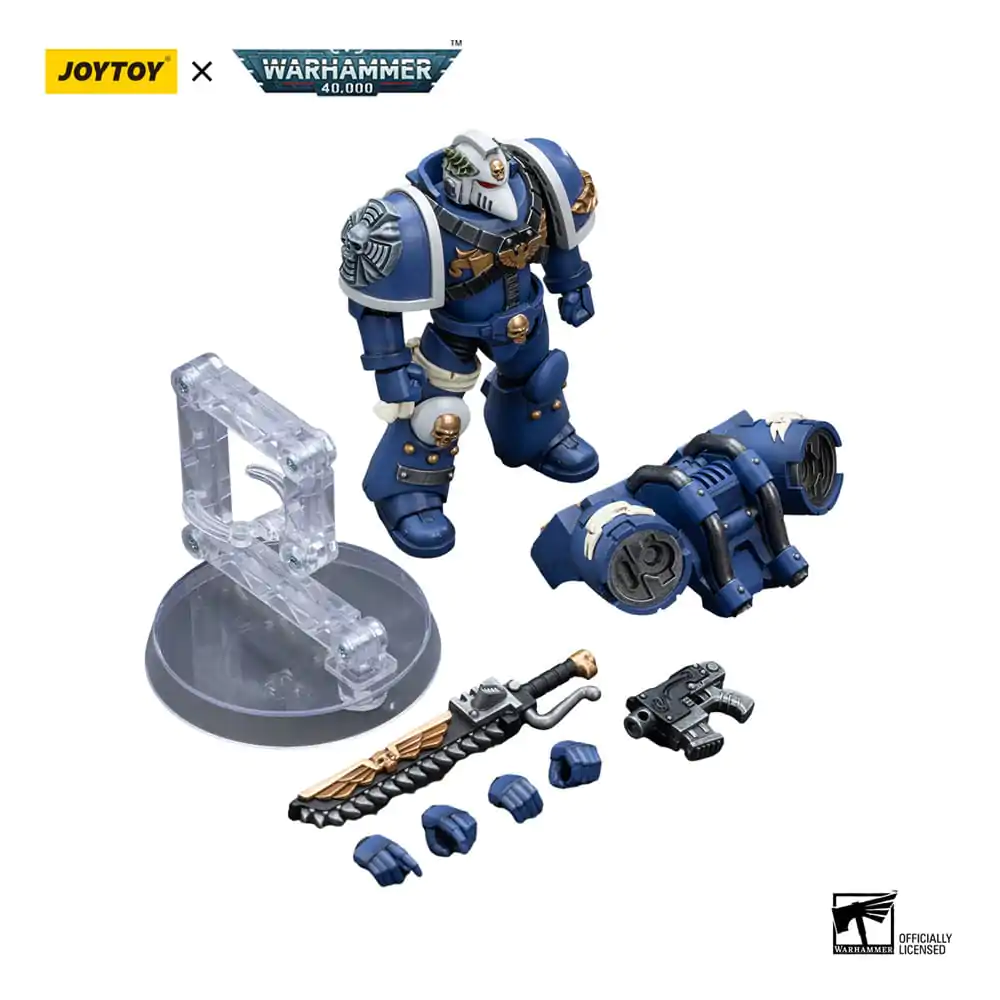 Warhammer 40k 1/18 Ultramarines Vanguard Veteran with Chainsword and Bolt Pistol akciófigura 12 cm termékfotó