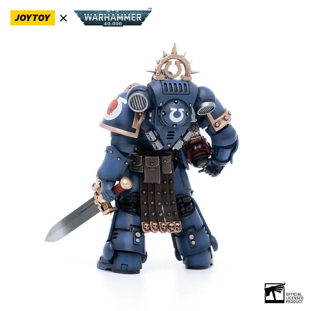 Warhammer 40k 1/18 Ultramarines Veteran Sergeant Icastus akciófigura 12 cm termékfotó