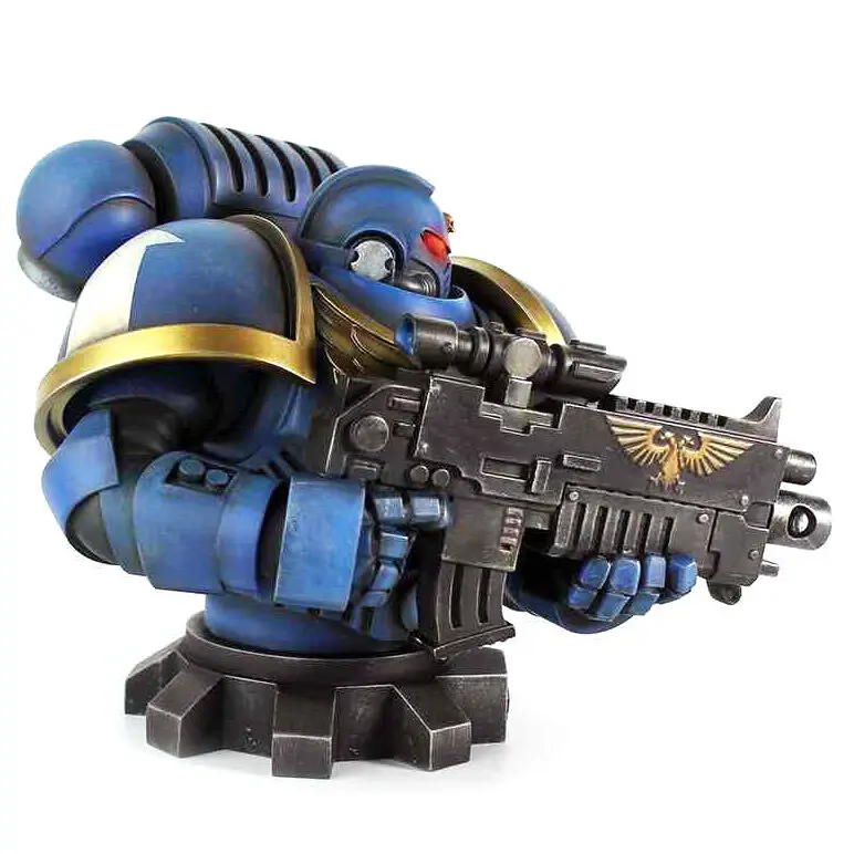 Warhammer 40K Ultra Marine Primaris mellszobor figura 16cm termékfotó