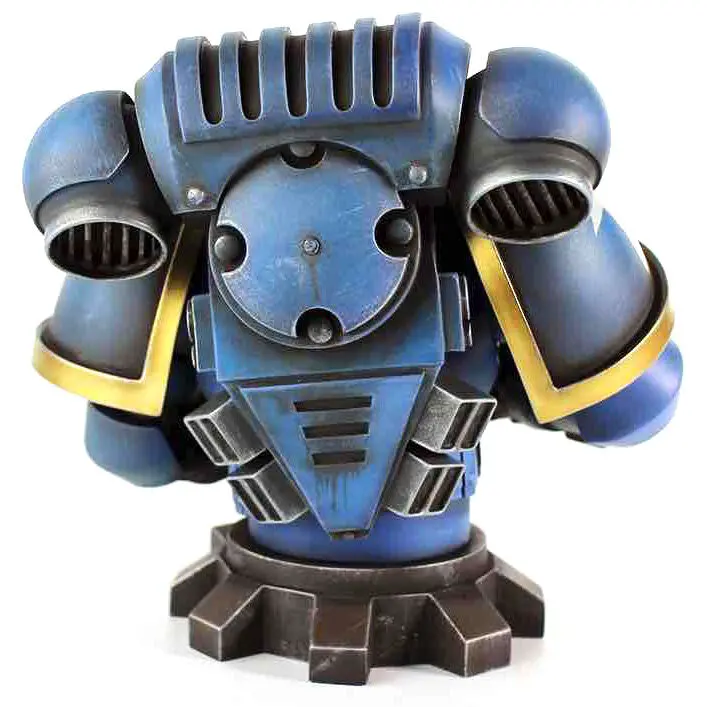 Warhammer 40K Ultra Marine Primaris mellszobor figura 16cm termékfotó