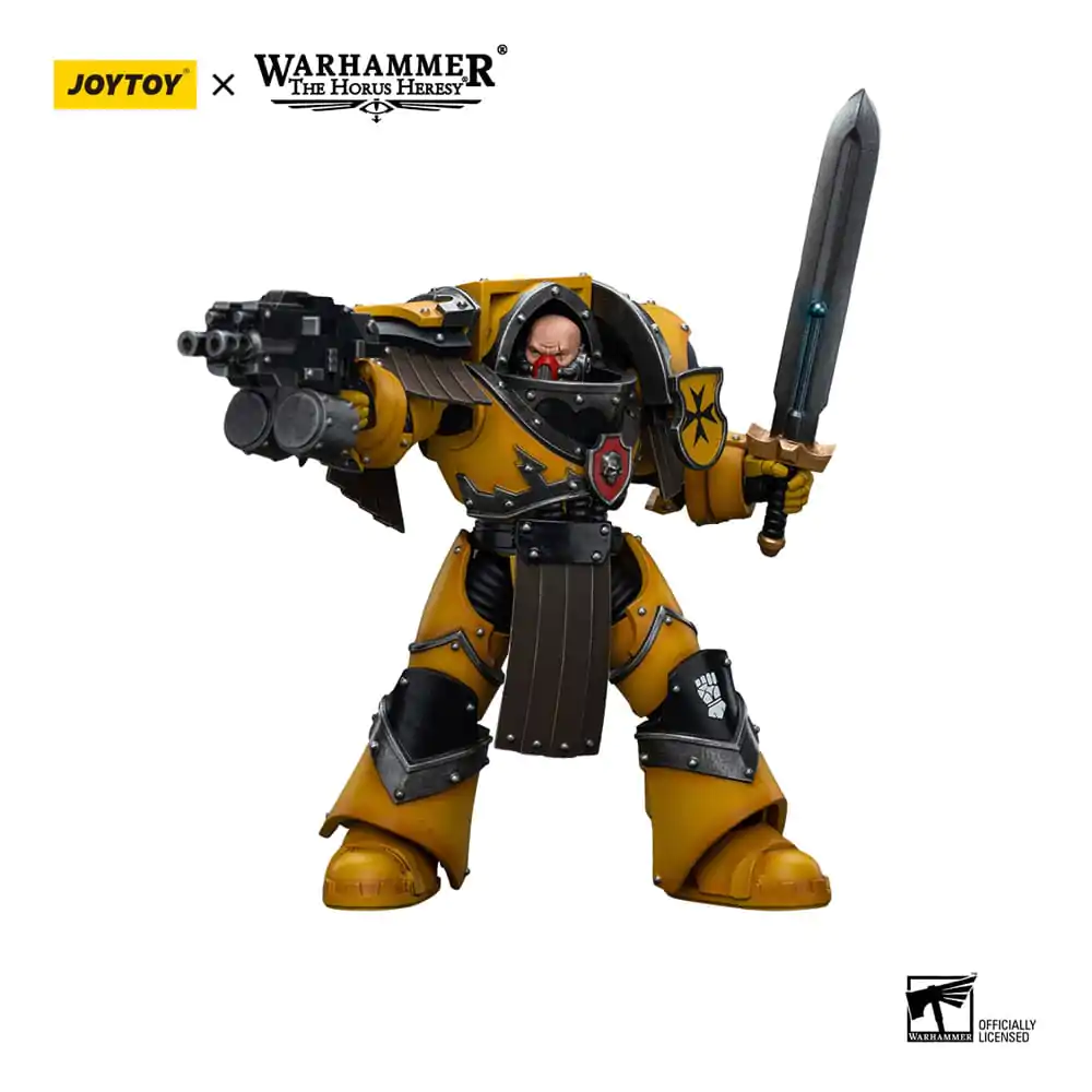 Warhammer The Horus Heresy Action Figure 1/18 Imperial Fists Legion Cataphractii Terminator Squad Legion Cataphractii Sergeant with Power Sword 12 cm termékfotó