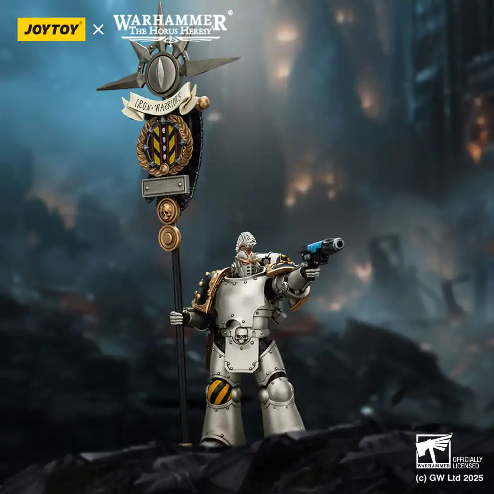 Warhammer The Horus Heresy 1/18 lron Warriors Command Squad Chosen with Legion Standard akciófigura 12 cm termékfotó