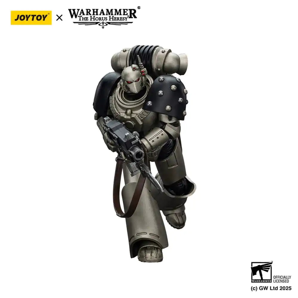 Warhammer The Horus Heresy 1/18 lron Warriors MKVI Tactical Sergeant with Power Sword and Plasma Pistol akciófigura 12 cm termékfotó