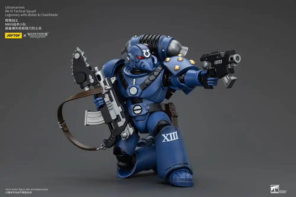 Warhammer The Horus Heresy 1/18 Ultramarines MK VI Tactical Squad Legionary with Bolter & Chainblade akciófigura 12 cm termékfotó