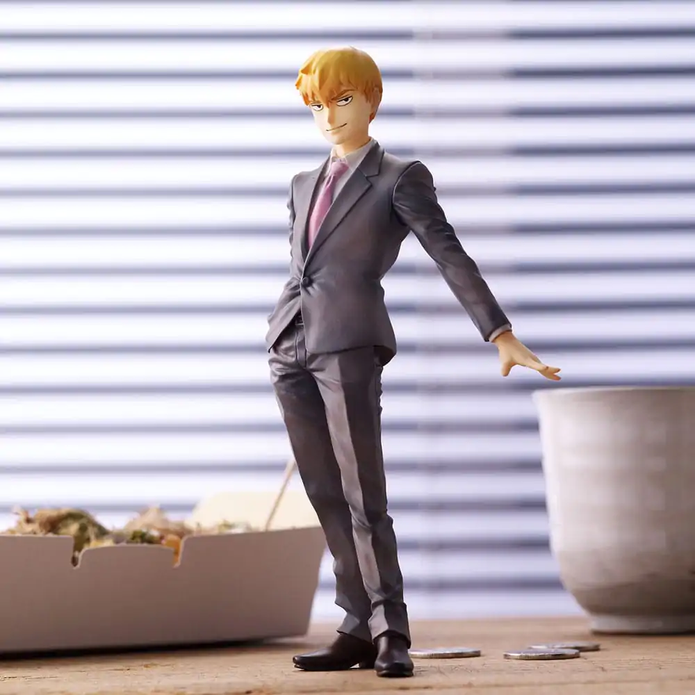 Mob Psycho 100 III Statue PVC Reigen Arataka Resale 24 18 cm termékfotó