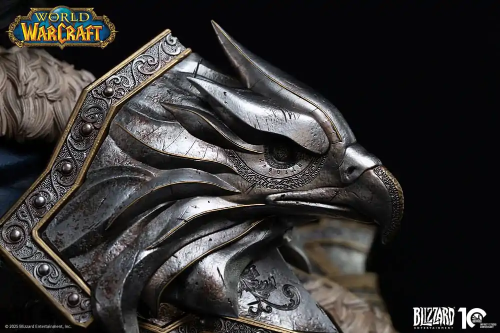 World of Warcraft 1/3 Varian Wrynn mellszobor figura 46 cm termékfotó