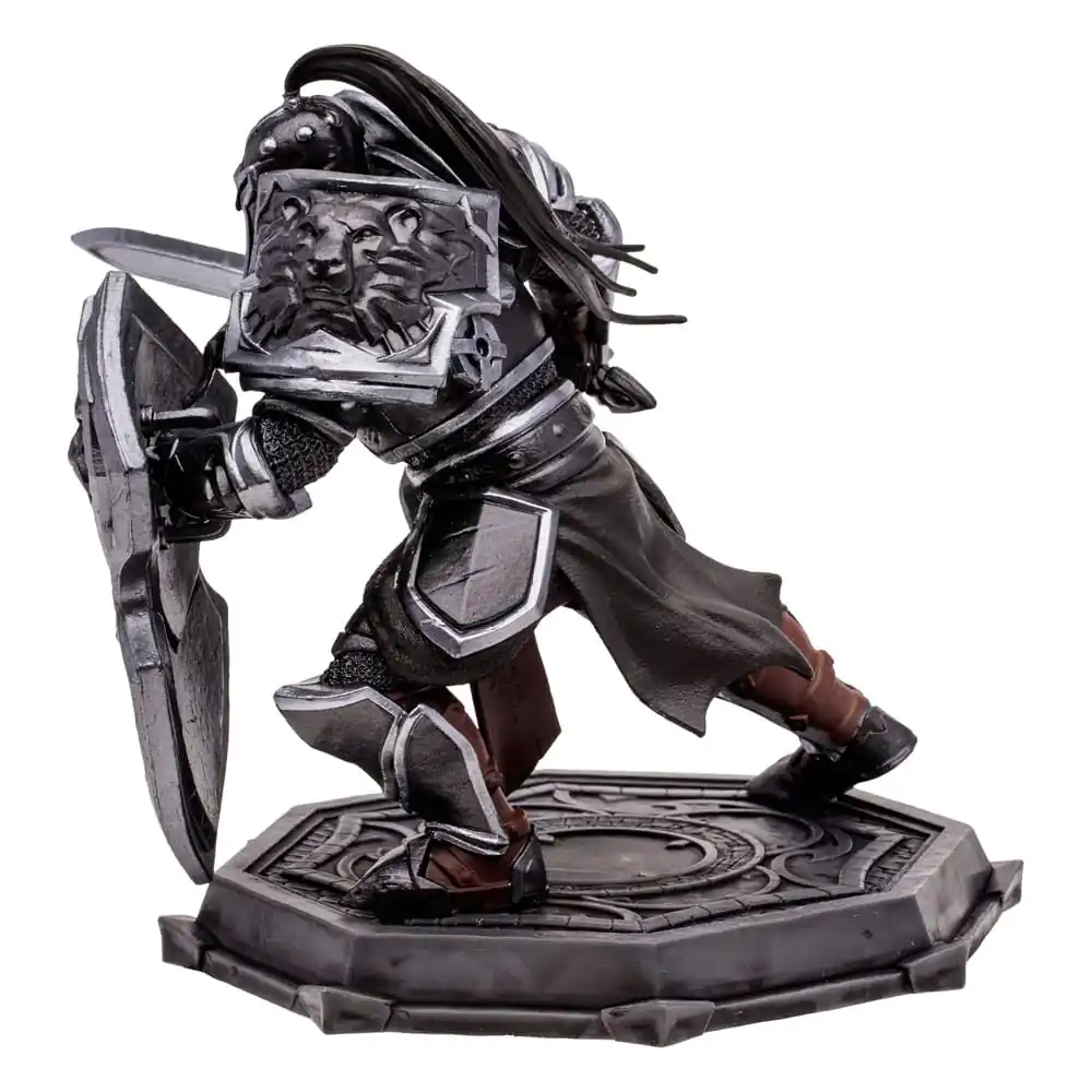 World of Warcraft Human Paladin Warrior (Epic) akciófigura 15 cm termékfotó