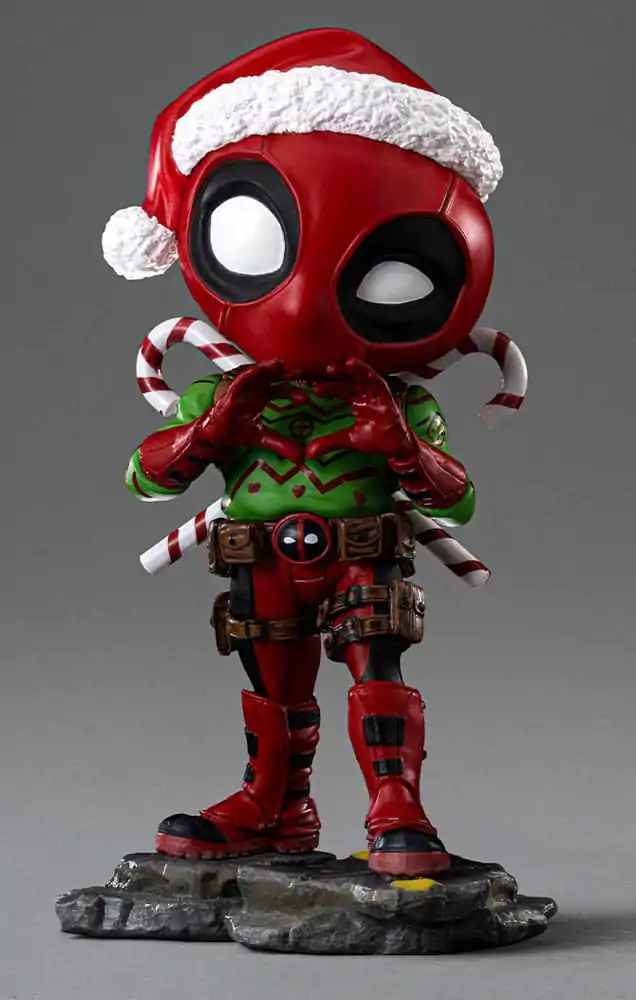 X-Men Mini Co. Deadpool Christmas Version PVC figura 15 cm termékfotó