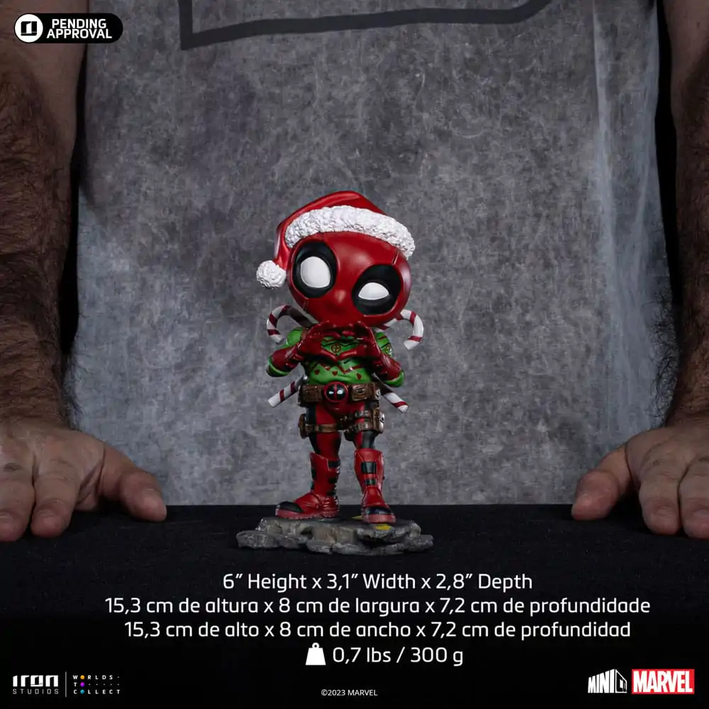 X-Men Mini Co. Deadpool Christmas Version PVC figura 15 cm termékfotó