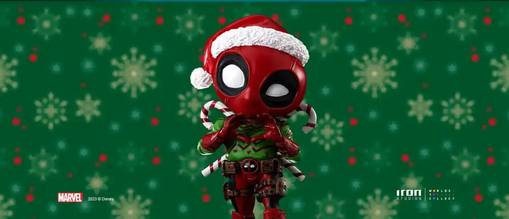 X-Men Mini Co. Deadpool Christmas Version PVC figura 15 cm termékfotó