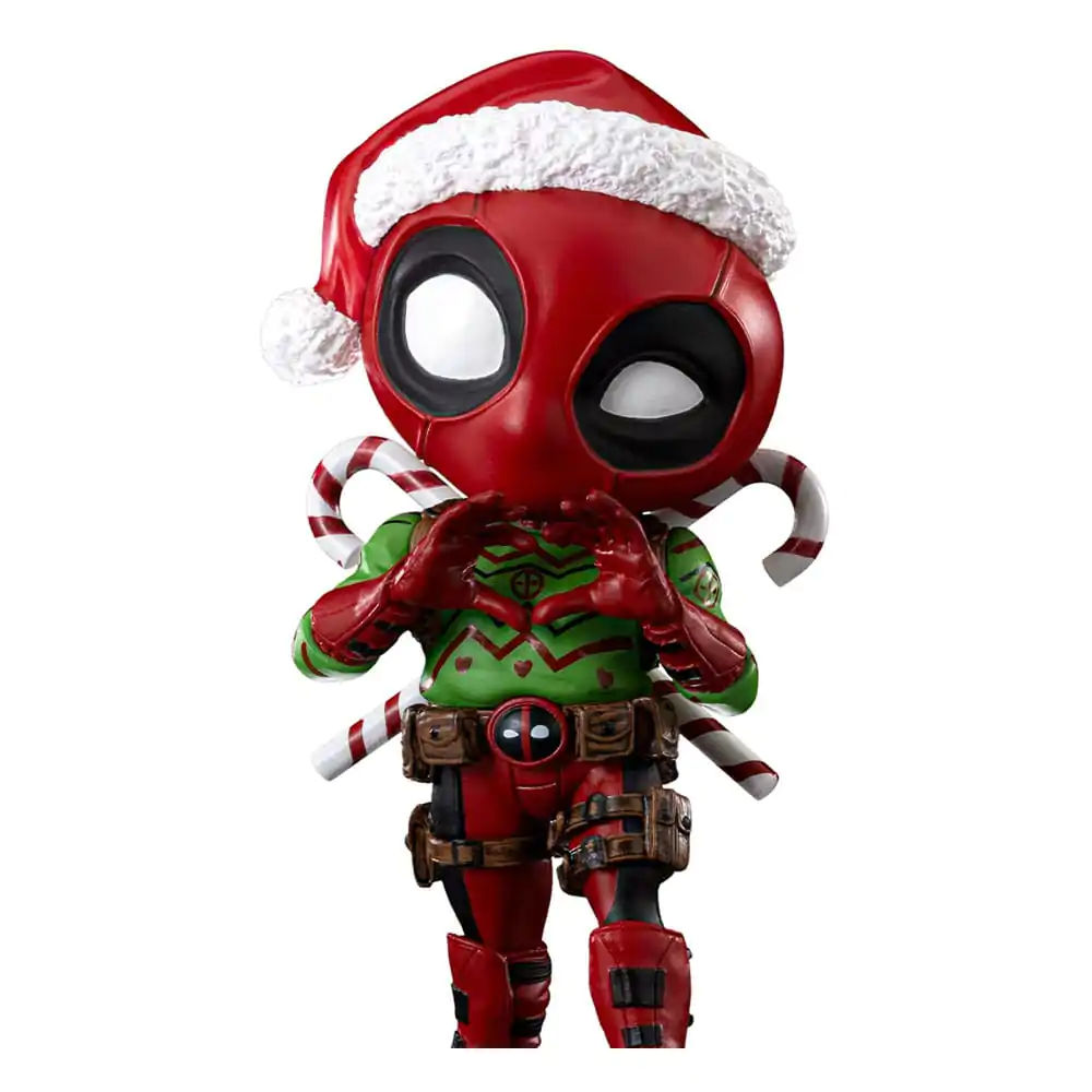 X-Men Mini Co. Deadpool Christmas Version PVC figura 15 cm termékfotó