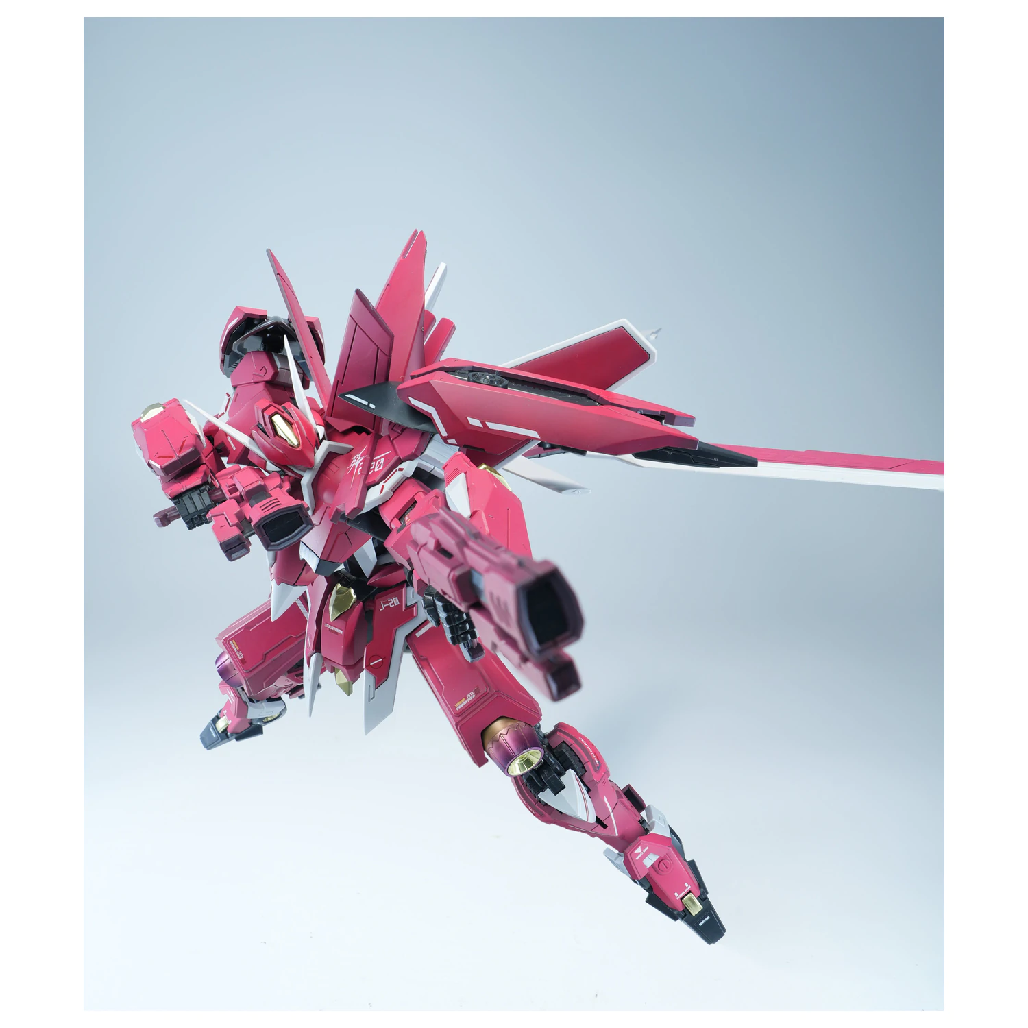 X-PLAY J-20 Cang Wei Crimson Flowing Gold modell készlet 21cm termékfotó