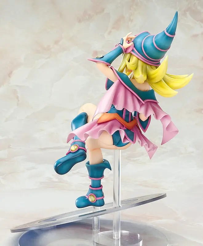 Yu-Gi-Oh! 1/7 Dark Magician Girl (re-run) szobor figura 21 cm termékfotó