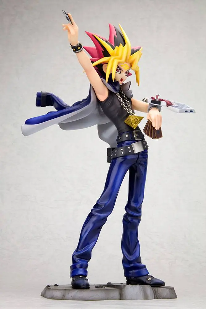 Yu-Gi-Oh! ARTFX J 1/7 Yami Yugi szobor figura 24 cm termékfotó