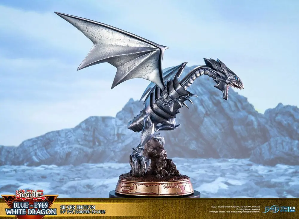 Yu-Gi-Oh! Blue-Eyes White Dragon Silver Edition PVC szobor figura 35 cm termékfotó