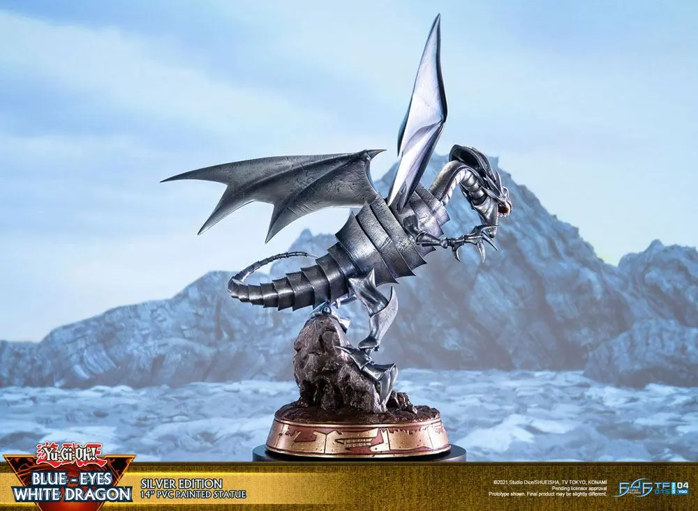 Yu-Gi-Oh! Blue-Eyes White Dragon Silver Edition PVC szobor figura 35 cm termékfotó