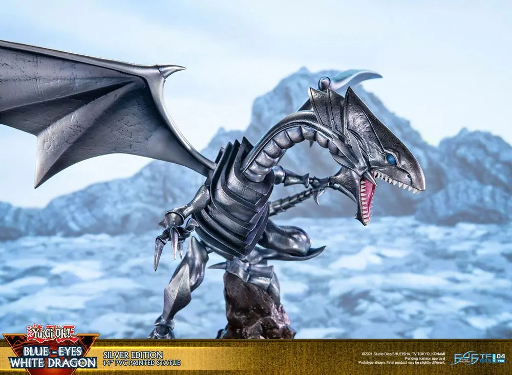 Yu-Gi-Oh! Blue-Eyes White Dragon Silver Edition PVC szobor figura 35 cm termékfotó