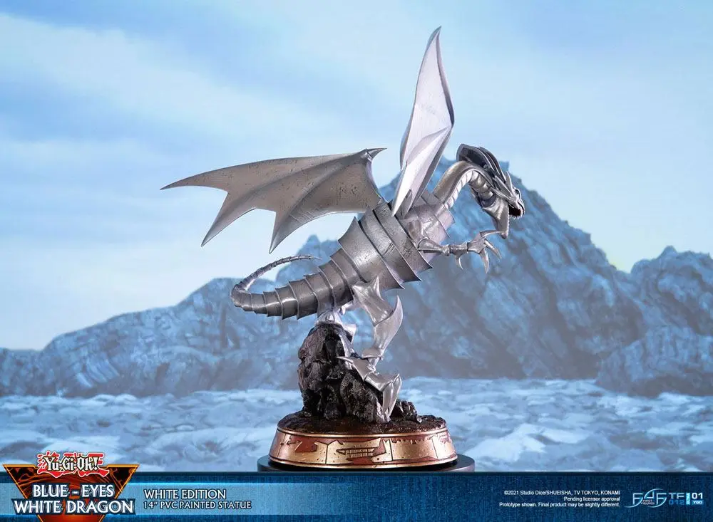 Yu-Gi-Oh! Blue-Eyes White Dragon White Edition PVC szobor figura 35 cm termékfotó