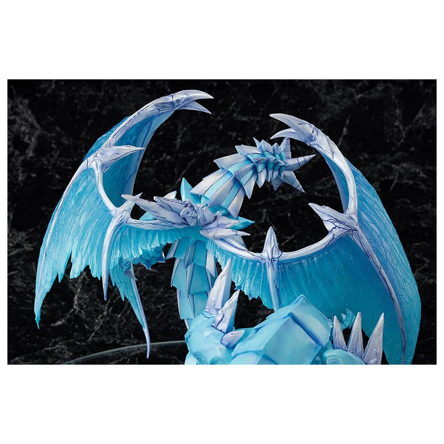 Yu-Gi-Oh! Card Game Monster Figure Collection PVC figura Brionac, Dragon of the Ice Barrier 26 cm termékfotó